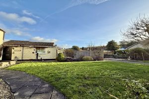 Gardens- click for photo gallery